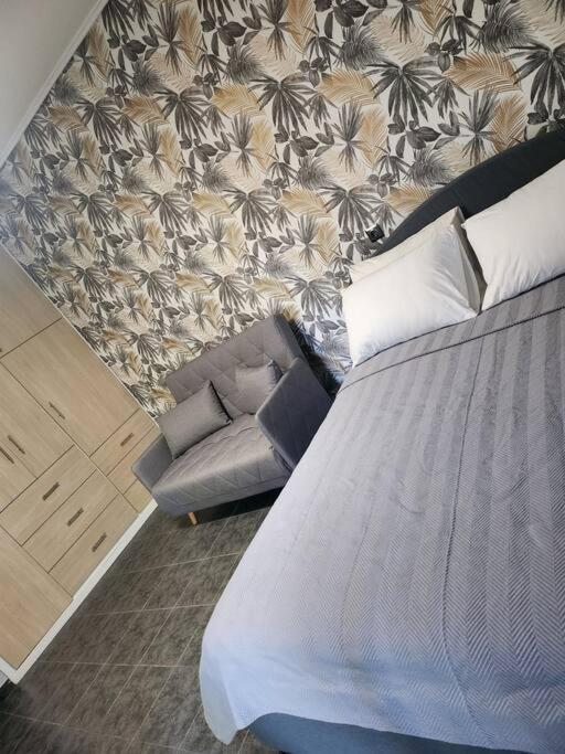 Small Luxury Apartment Anavyssos Ngoại thất bức ảnh