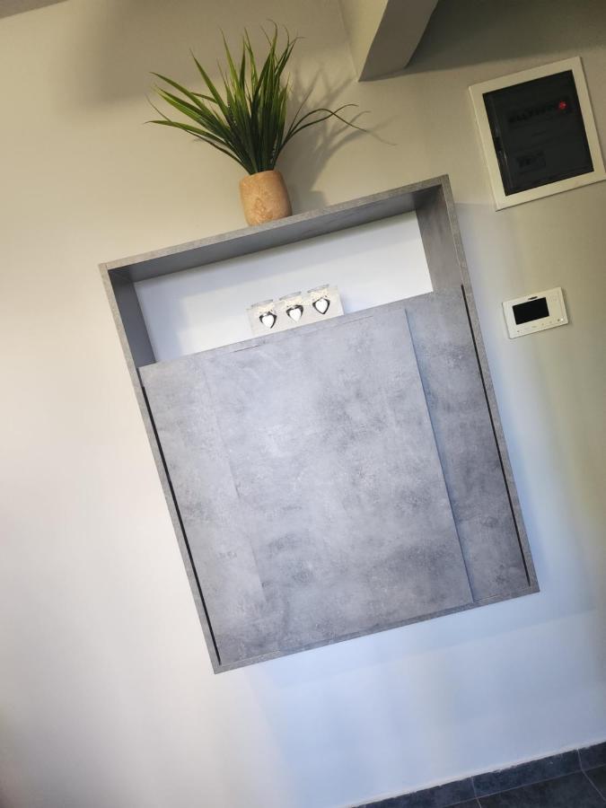 Small Luxury Apartment Anavyssos Ngoại thất bức ảnh