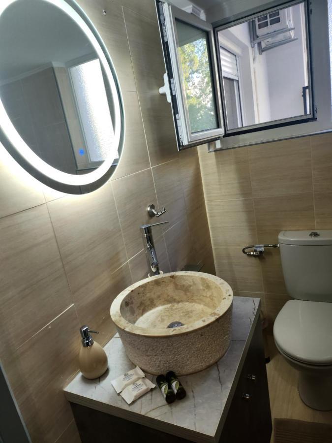 Small Luxury Apartment Anavyssos Ngoại thất bức ảnh